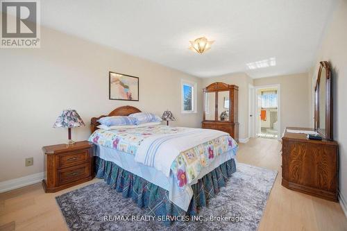 23 Newbury Crescent, Brampton, ON - Indoor Photo Showing Bedroom