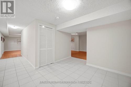 23 Newbury Crescent, Brampton, ON - Indoor Photo Showing Other Room