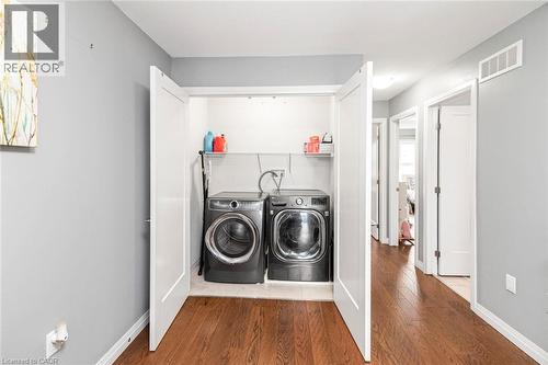 55 Greenwich Avenue, Stoney Creek, ON - Indoor Photo Showing Laundry Room