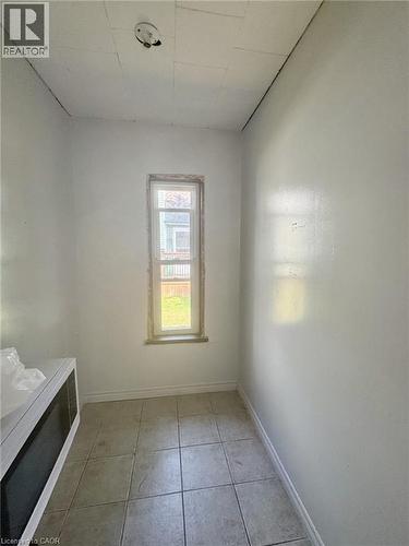 54 Ellis Street, Port Rowan, ON - Indoor Photo Showing Other Room