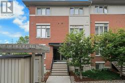 3 - 795 MONTREAL ROAD  Ottawa, ON K1K 0S9