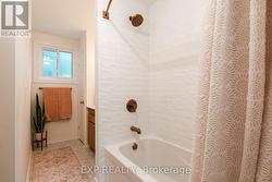 2nd floor 4 PC main bathroom - 
