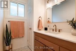 2nd floor 4 PC main bathroom - 