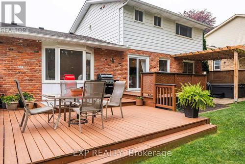 Back deck - 55 Forest Hill Crescent, Pelham (Fonthill), ON - Outdoor With Deck Patio Veranda With Exterior