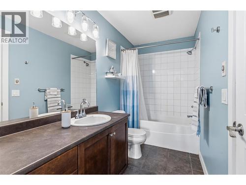 1875 Country Club Drive Unit# 1405, Kelowna, BC - Indoor Photo Showing Bathroom