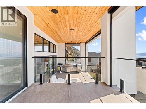 9815 Beacon Hill Crescent, Lake Country, BC -  With Exterior