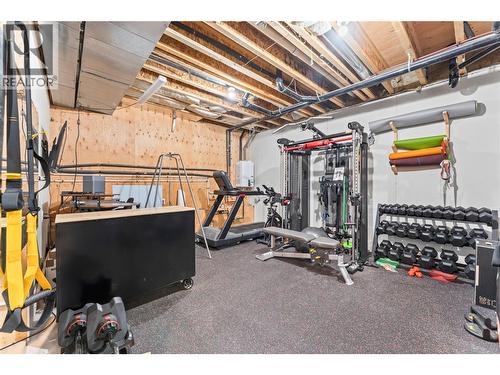 9815 Beacon Hill Crescent, Lake Country, BC - Indoor