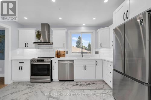 975 Sunnidale Road, Springwater, ON - Indoor Photo Showing Kitchen With Stainless Steel Kitchen With Upgraded Kitchen