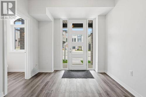 33 - 155 Equestrian Way, Cambridge, ON - Indoor Photo Showing Other Room