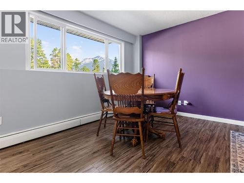 40 Ridgemont Avenue Unit# 101, Fernie, BC - Indoor Photo Showing Dining Room