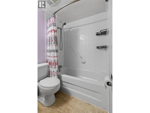 40 Ridgemont Avenue Unit# 101, Fernie, BC - Indoor Photo Showing Bathroom