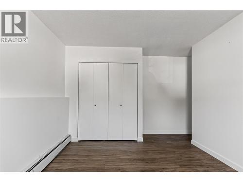40 Ridgemont Avenue Unit# 101, Fernie, BC - Indoor Photo Showing Other Room