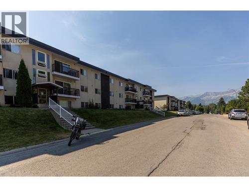 40 Ridgemont Avenue Unit# 101, Fernie, BC - Outdoor