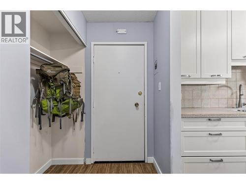 40 Ridgemont Avenue Unit# 101, Fernie, BC - Indoor Photo Showing Other Room