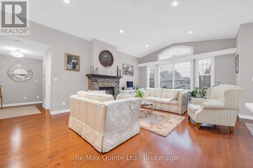 5 Hickory Court, Brighton, ON - Indoor Photo Showing Living Room With Fireplace