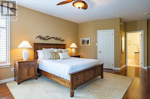 85 South Harbour Drive, Kawartha Lakes (Bobcaygeon), ON - Indoor Photo Showing Bedroom