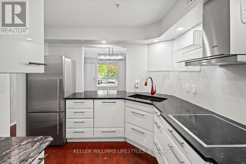 113 - 511 Gainsborough Road, London North (North F), ON - Indoor Photo Showing Kitchen With Upgraded Kitchen