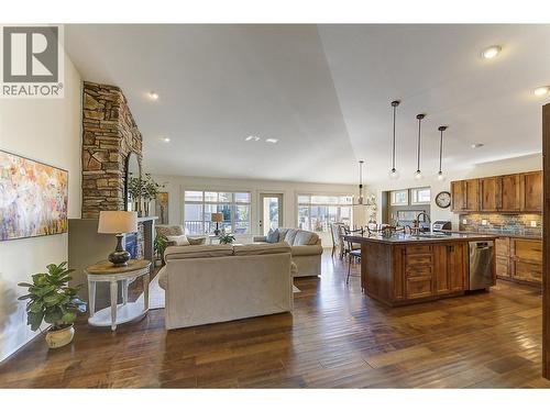 12931 East Ridge Drive, Lake Country, BC - Indoor Photo Showing Other Room