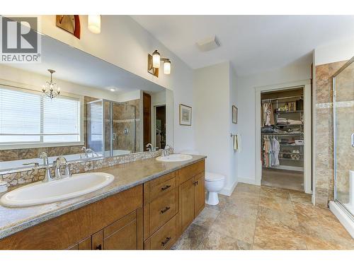 12931 East Ridge Drive, Lake Country, BC - Indoor Photo Showing Bathroom