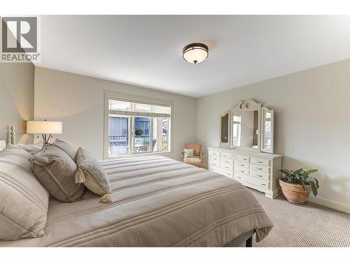 12931 East Ridge Drive, Lake Country, BC - Indoor Photo Showing Bedroom