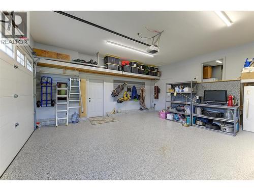 12931 East Ridge Drive, Lake Country, BC - Indoor Photo Showing Garage