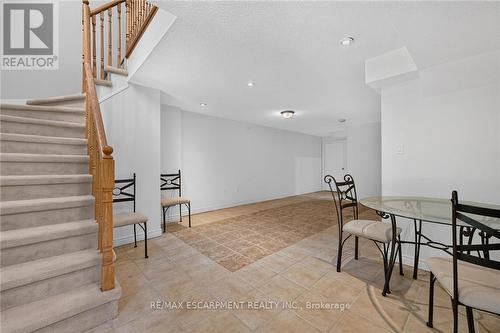 99 - 710 Spring Gardens Road, Burlington, ON - Indoor Photo Showing Other Room