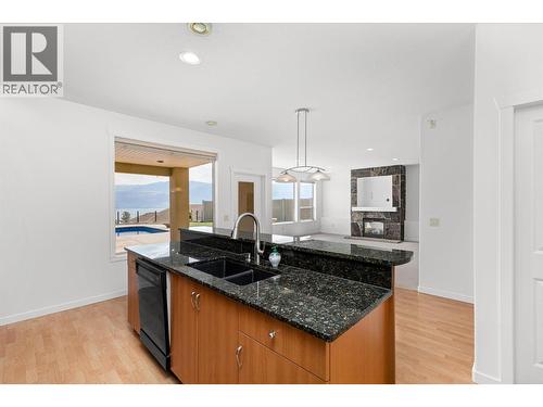 1581 Gregory Road, West Kelowna, BC - Indoor Photo Showing Kitchen With Double Sink