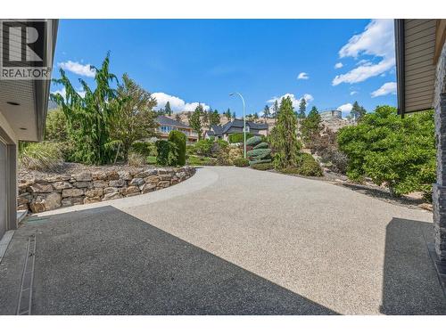 1581 Gregory Road, West Kelowna, BC - Outdoor