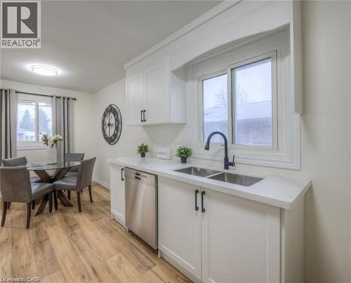 248 Cyrus Street, Cambridge, ON - Indoor