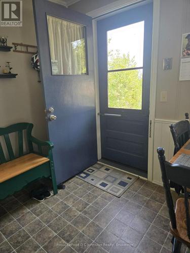 499 Bruce Road 13 Road, Native Leased Lands, ON - Indoor