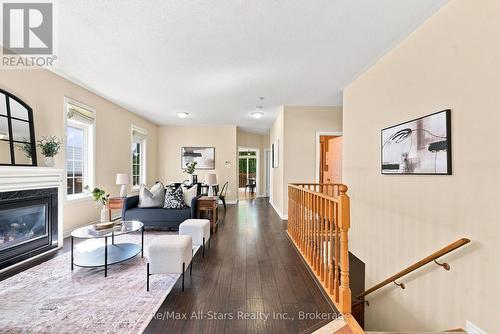90 Roseborough Drive, Scugog (Port Perry), ON - Indoor Photo Showing Living Room With Fireplace