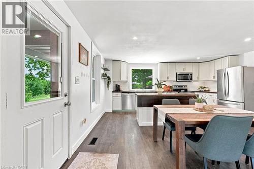 62 Thompson Road, Brantford, ON 