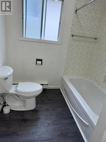 9 Lisbon Rd, Elliot Lake, ON - Indoor Photo Showing Bathroom