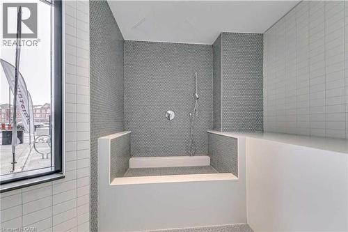 Pet Wash - 395 Dundas Street W Unit# 801, Oakville, ON - Indoor