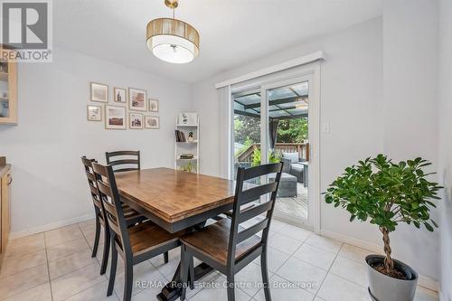 20 Pratt Place, Cambridge, ON - Indoor Photo Showing Dining Room