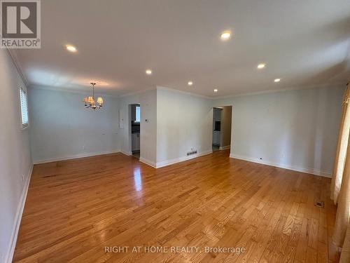 Upper Level - 58 Devins Drive, Aurora, ON - Indoor Photo Showing Other Room