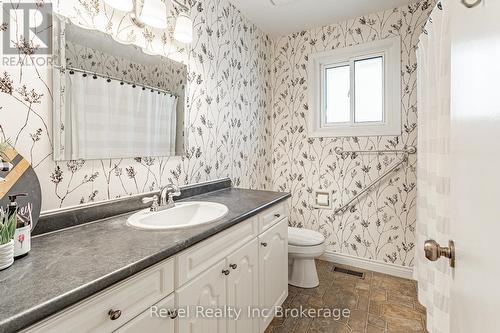311 Tunis Street, Ingersoll (Ingersoll - South), ON - Indoor Photo Showing Bathroom