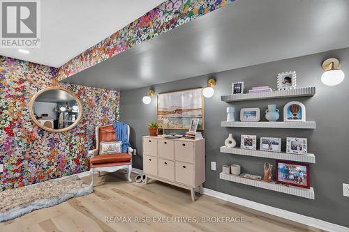 807 Brock Street, Kingston (Central City East), ON - Indoor Photo Showing Other Room