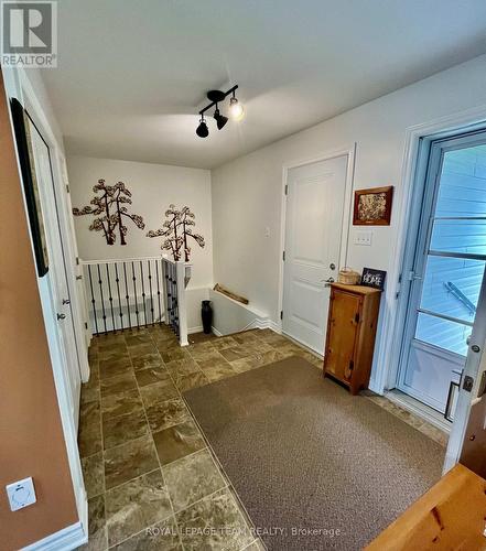 Garage access - 14 Otteridge Avenue, Renfrew, ON - Indoor Photo Showing Other Room