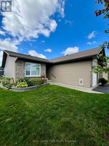 14 Otteridge Avenue, Renfrew, ON - Outdoor