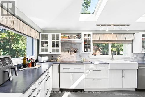 26980 Cedarhurst Beach Road, Brock, ON - Indoor Photo Showing Kitchen