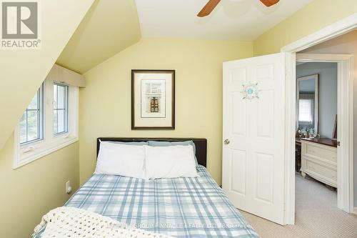 26980 Cedarhurst Beach Road, Brock, ON - Indoor Photo Showing Bedroom