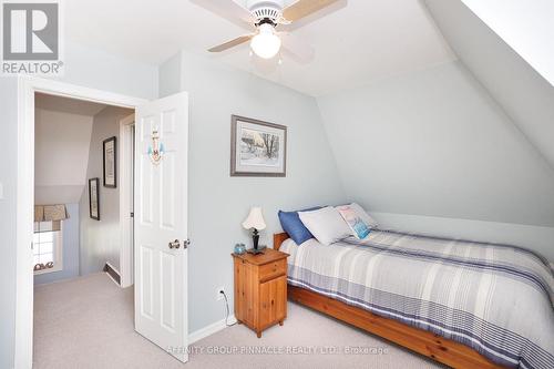 26980 Cedarhurst Beach Road, Brock, ON - Indoor Photo Showing Bedroom