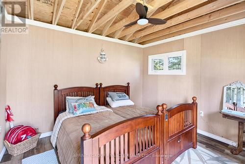 26980 Cedarhurst Beach Road, Brock, ON - Indoor Photo Showing Bedroom