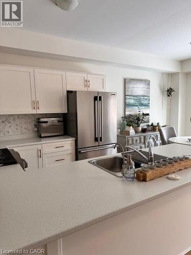 32 Dewberry Drive, Kitchener, ON - Indoor Photo Showing Kitchen