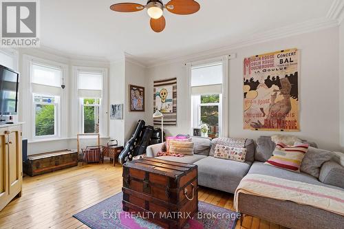 89 Grout Street, Champlain, ON - Indoor Photo Showing Living Room