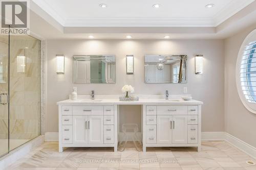 216 Rebecca Street, Oakville, ON - Indoor Photo Showing Bathroom
