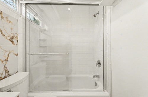 Bathroom - 7 Place Gounod, Laval (Saint-Vincent-De-Paul), QC - Indoor Photo Showing Bathroom