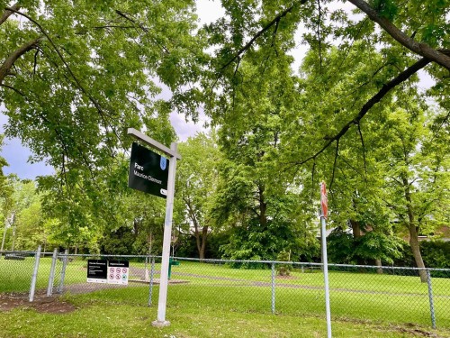 Nearby - 7 Place Gounod, Laval (Saint-Vincent-De-Paul), QC - Outdoor
