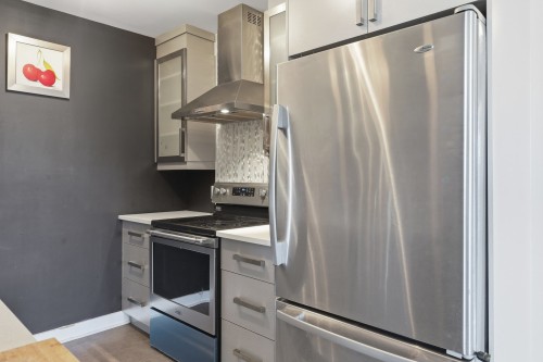 Kitchen - 7555 Boul. Cousineau, Longueuil (Saint-Hubert), QC - Indoor Photo Showing Kitchen